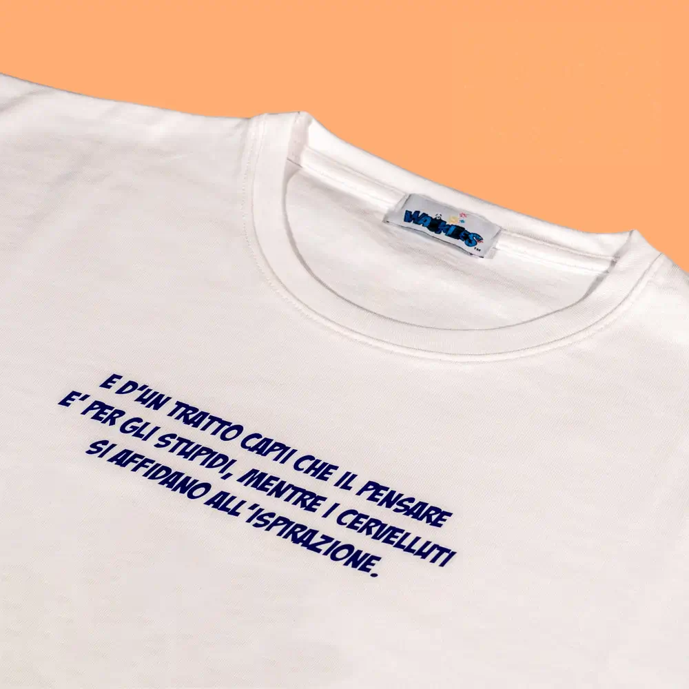 E d’un tratto capii che il pensare è per gli stupidi, mentre i cervelluti si affidano all’ispirazione.